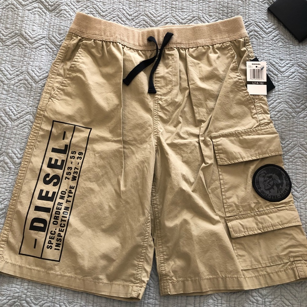 NWT Young Mens Diesel shorts